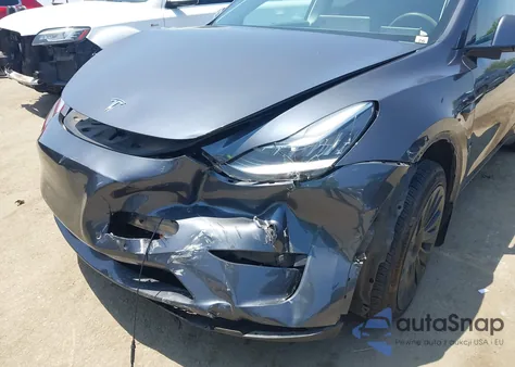 2020 Tesla Model Y Long Range из США, поврежденный, VIN 5YJYGDEEXLF010356